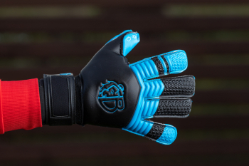 Вратарские перчатки Bravry Aqua Hybrid New